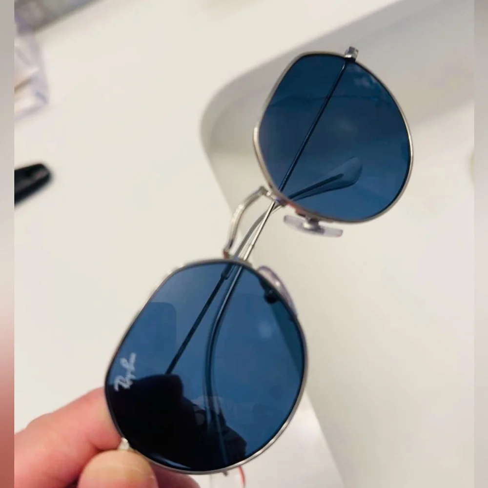 Rayban sunglasses - Picture 2 of 3